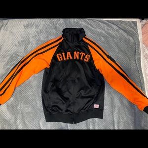 Giants team sweater
